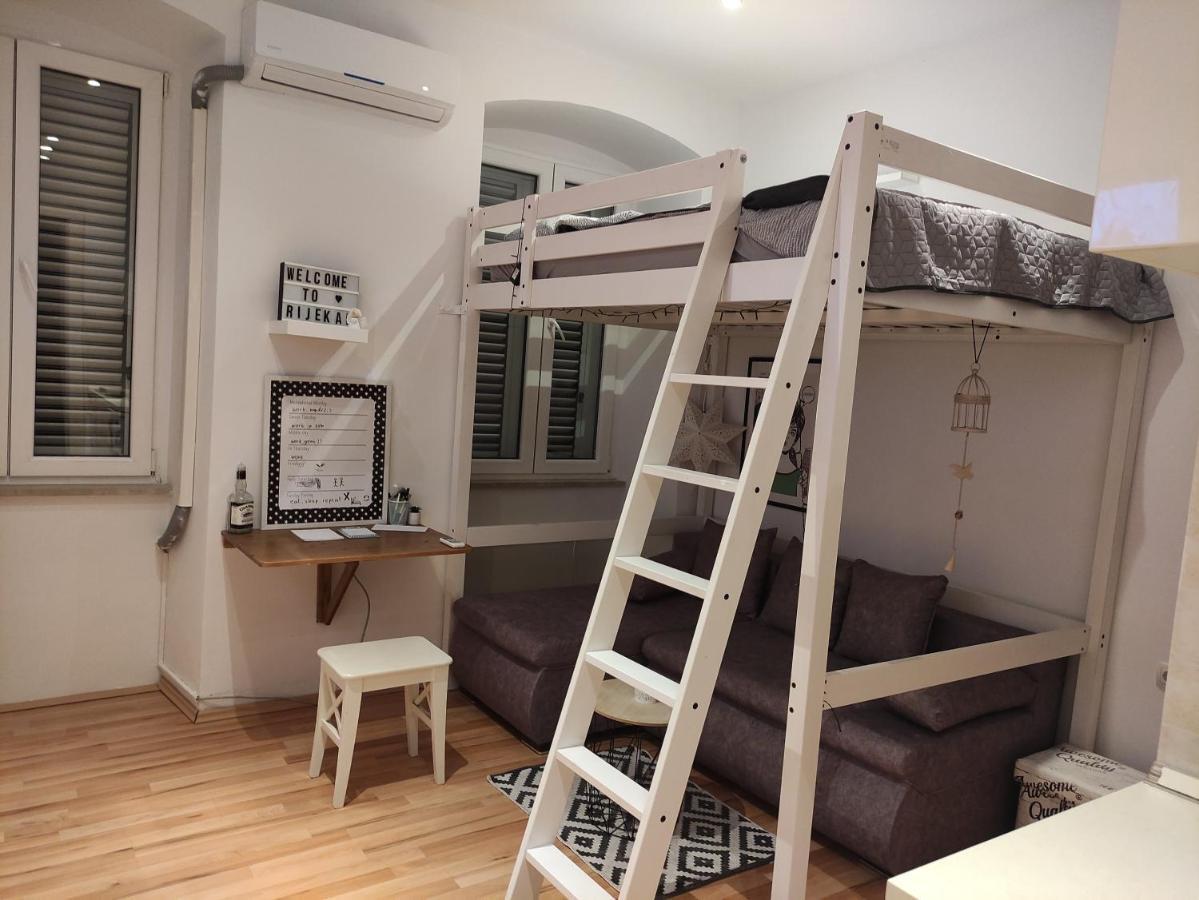 Studio Apartment Kontiki Rijeka Buitenkant foto