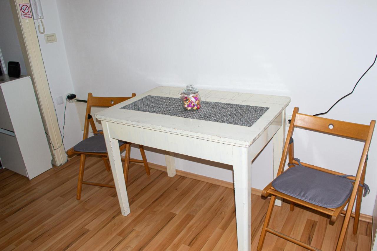 Studio Apartment Kontiki Rijeka Buitenkant foto