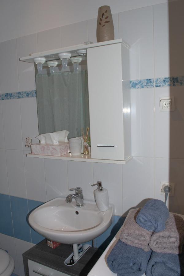 Studio Apartment Kontiki Rijeka Buitenkant foto
